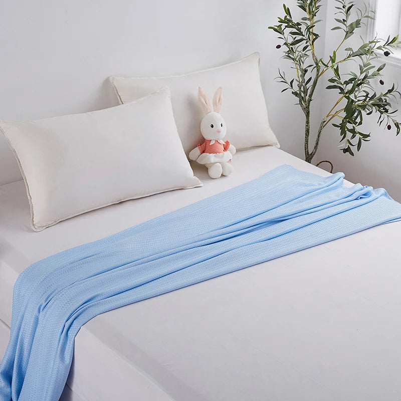 HushWeight Bamboo Cooling Blanket-Lightweight Calm for Warm Nights